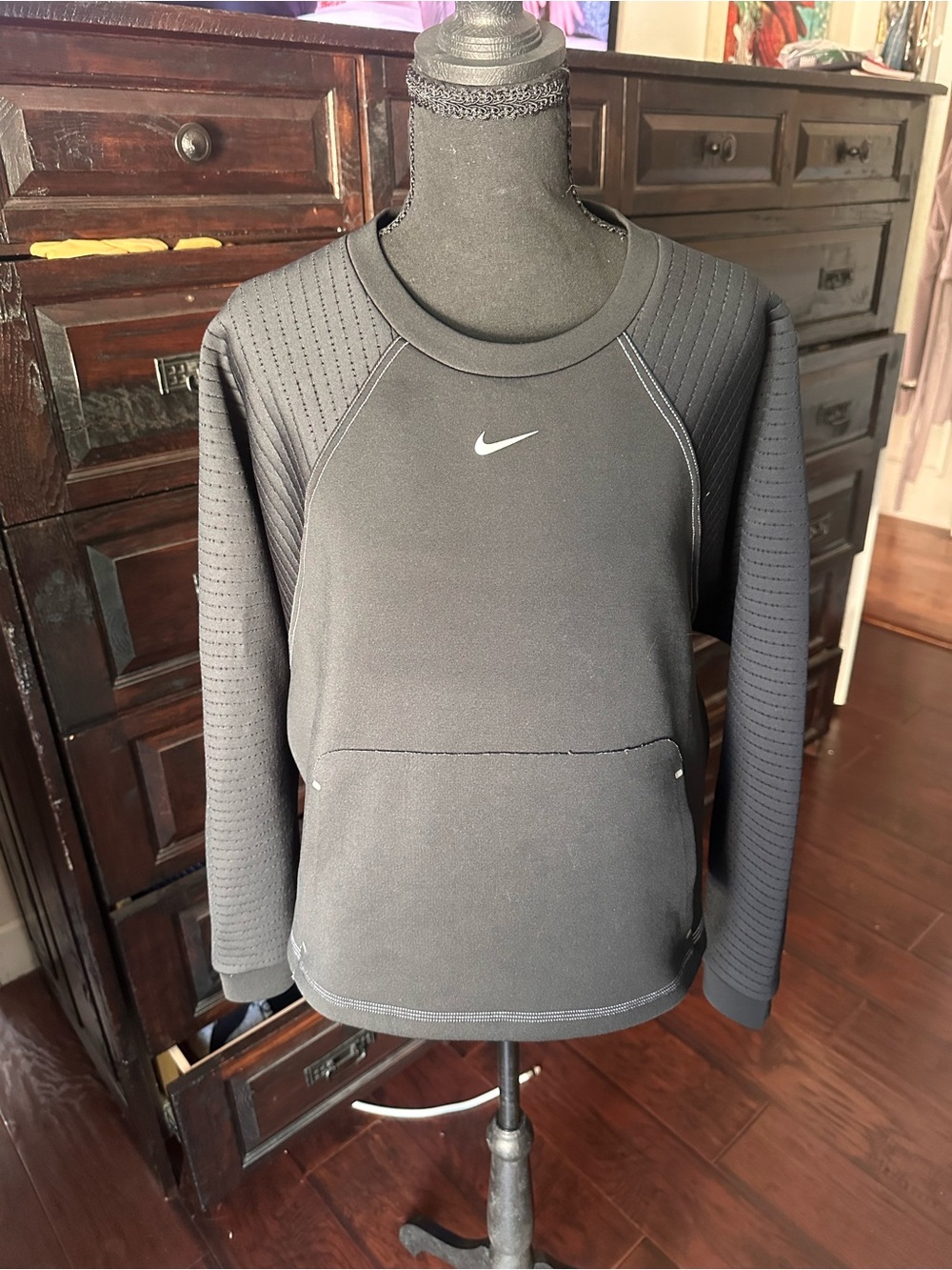Nike Women's Black Textured Sleeve Crew Sweatshirt